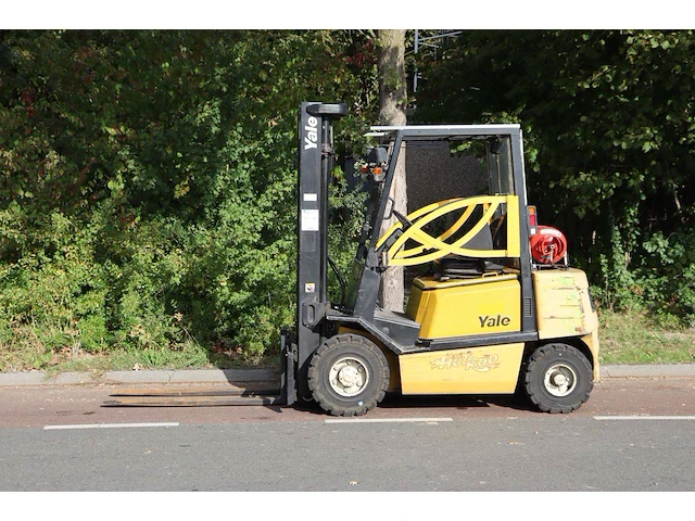 Heftruck yale glp25tf v2420 lpg 2460kg 3.83m 2003 - afbeelding 1 van  1
