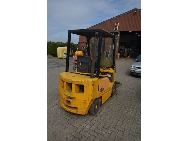 Heftruck yale op diesel (defect) - afbeelding 13 van  20