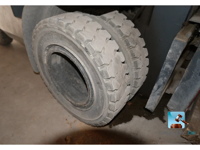 Heftruck - afbeelding 11 van  31