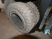 Heftruck - afbeelding 11 van  31
