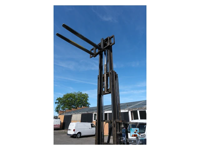Heftruck - afbeelding 17 van  31