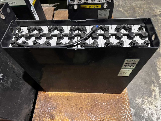 Heftruck/e-truck batterij 24v 465ah - afbeelding 2 van  3