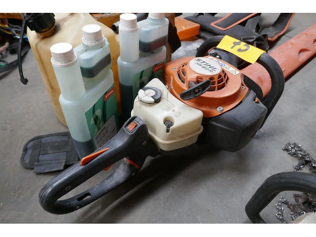 Heggenschaar op benzine stihl - afbeelding 2 van  5