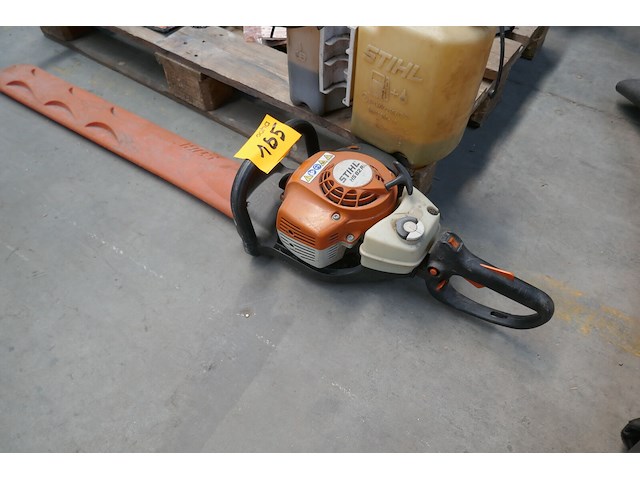 Heggenschaar op benzine stihl - afbeelding 1 van  4