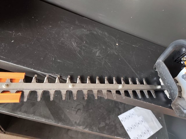 Heggeschaar stihl hs - afbeelding 6 van  8