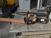 Heggeschaar stihl op benzinemotor (defect), gedragen bladblazer stihl op benzinemotor br550