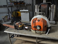 Heggeschaar stihl op benzinemotor (defect), gedragen bladblazer stihl op benzinemotor br550 - afbeelding 6 van  10