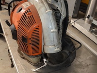 Heggeschaar stihl op benzinemotor (defect), gedragen bladblazer stihl op benzinemotor br550 - afbeelding 10 van  10