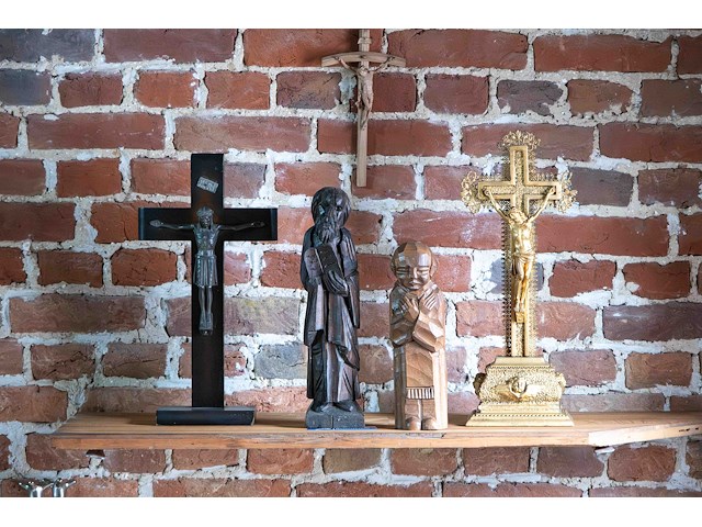 Heilige beeldjes - afbeelding 1 van  9