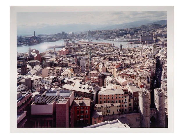 Heiner schilling (1969), 'genua', 2003, n° 12/20, c-print 24 x 30 cm. (9.44 x 11.81 in.) - afbeelding 2 van  4