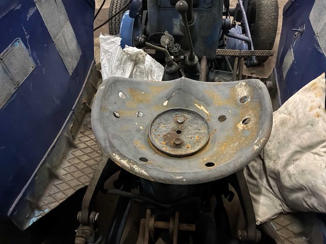 Heinrich lanz bulldog antieke tractor - afbeelding 10 van  31