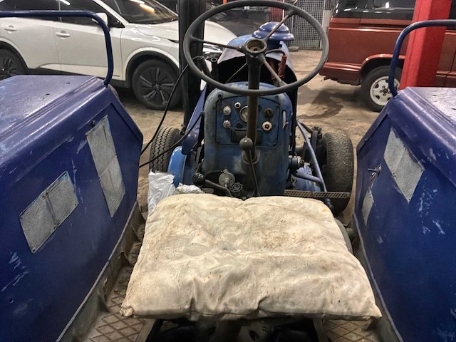 Heinrich lanz bulldog antieke tractor - afbeelding 11 van  31