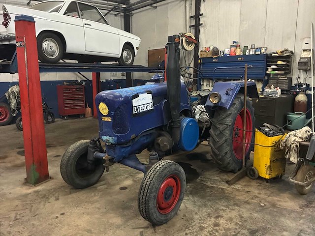 Heinrich lanz bulldog antieke tractor - afbeelding 12 van  31