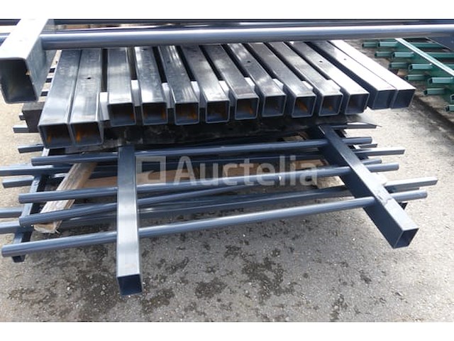 Hekken, palen, panelen (ral7016) - afbeelding 1 van  9
