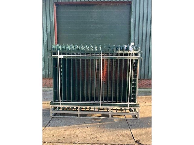 Hekwerk 55 meter nieuw - afbeelding 1 van  1