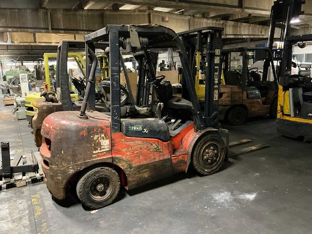 Heli cpcd30 vorkheftruck - afbeelding 6 van  10