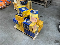 Hella autoverlichting (diverse artikels) - afbeelding 1 van  7