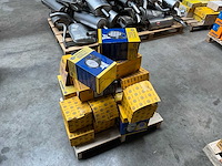 Hella autoverlichting (diverse artikels) - afbeelding 4 van  7