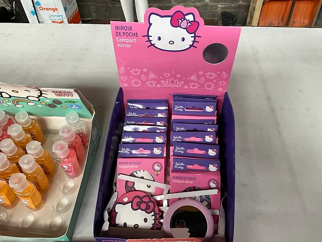 Hello kitty mix kavel diverse verzorgings producten kids - afbeelding 3 van  13