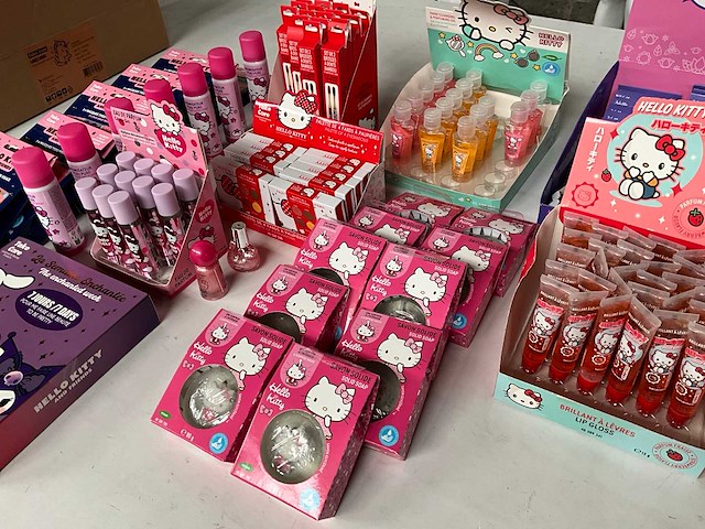 Hello kitty mix kavel diverse verzorgings producten kids - afbeelding 4 van  13