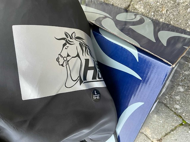 Helm l 59-61 ruiter paarden - afbeelding 3 van  5