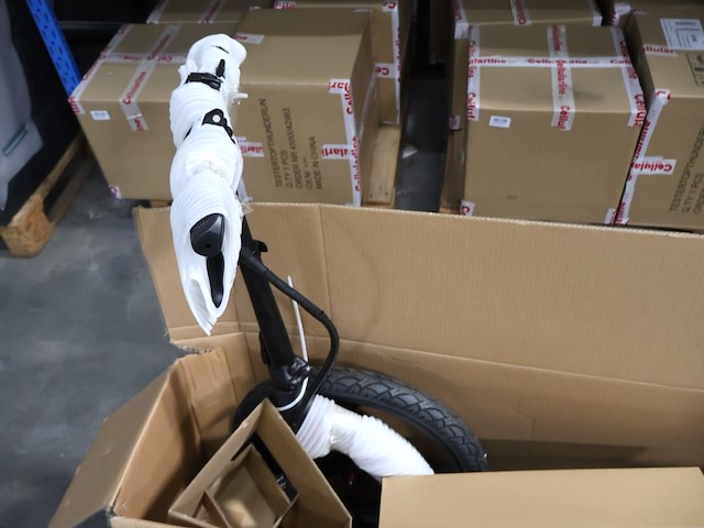 Helvei e-scooter - afbeelding 2 van  5