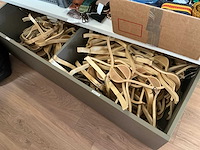 Hema, esprit, milano grote partij kapstokken - afbeelding 2 van  8