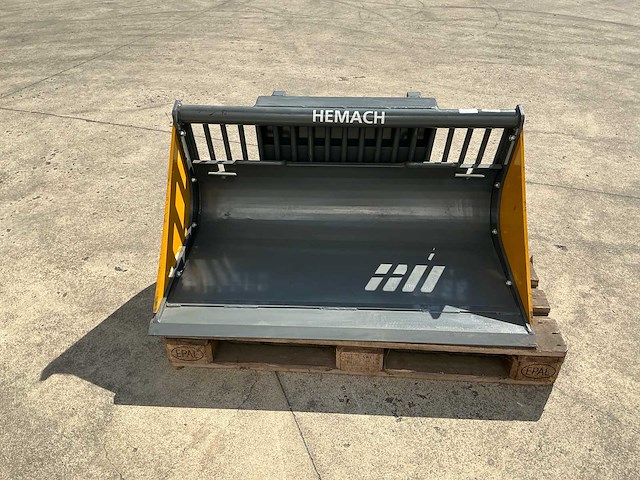 Hemach aanpik avant kasseien puinbak - afbeelding 1 van  4