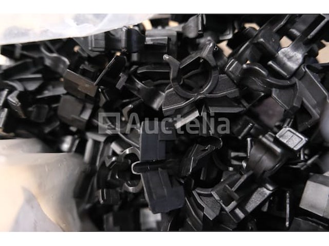 Henco clip 16 ondervloerverwarmingspijpbevestigingen - afbeelding 5 van  8