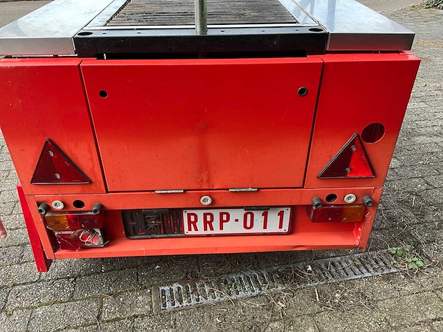 Hendi europa 6-brander bbq aanhangwagen - afbeelding 7 van  15