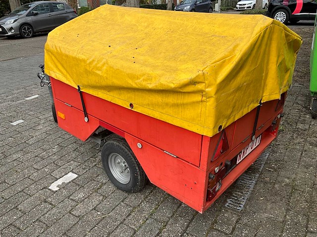 Hendi europa 6-brander bbq aanhangwagen - afbeelding 13 van  15