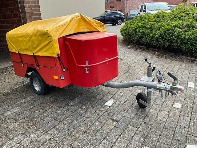 Hendi europa 6-brander bbq aanhangwagen - afbeelding 1 van  12