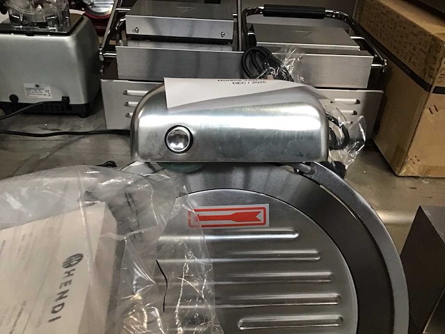 Hendi snijmachine 22cm - afbeelding 5 van  6