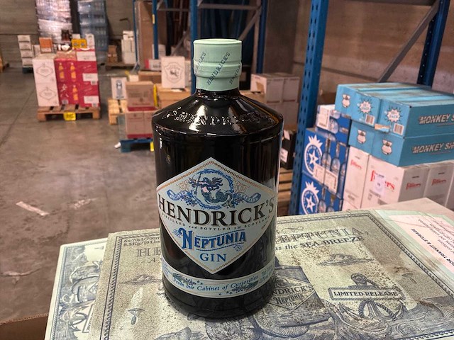 Hendrick’s neptuna gin (30x) - afbeelding 1 van  2