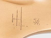 Hendrik lannoye (1946-2006), 'branding', polished bronze on a marble base, n° 5/6 63 cm. (24.80 in.) - afbeelding 8 van  8