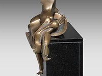 Hendrik lannoye (1946-2006), 'sans toi' (1993), polished bronze on a marble base, artist proof, n° 2/3 46 x 76 cm. (18.10 x 29.92 in.), total: 113 cm. (44.49 in.) - afbeelding 6 van  8