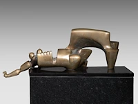 Hendrik lannoye (1946-2006), 'sans toi' (1993), polished bronze on a marble base, artist proof, n° 2/3 46 x 76 cm. (18.10 x 29.92 in.), total: 113 cm. (44.49 in.) - afbeelding 7 van  8