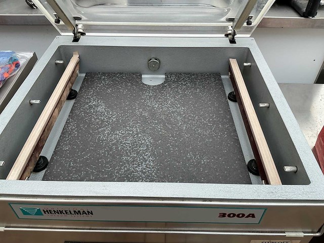 Henkelman 300a ii vacuümmachine - afbeelding 2 van  4