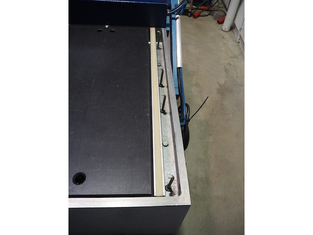 Henkovac - afbeelding 12 van  15