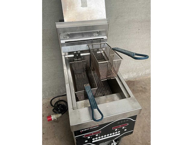 Henny penny - elektrische friteuse - afbeelding 8 van  10