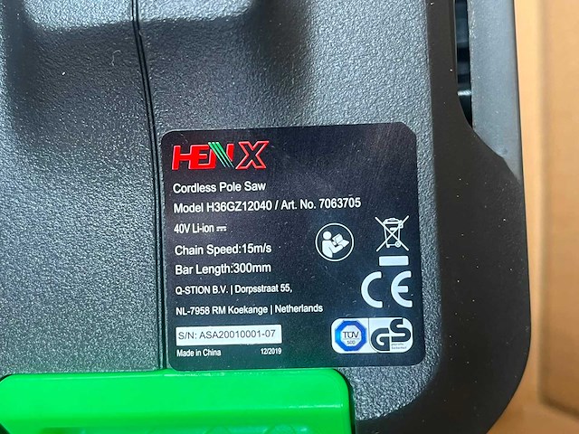 Henx - kettingzaag op steel met 2,5ah accu en lader - afbeelding 3 van  4