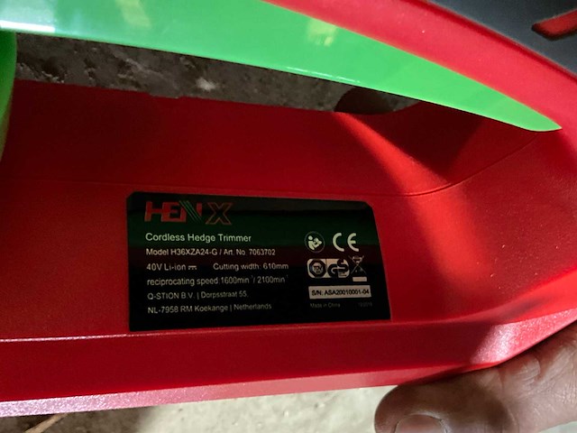 Henx 40v cordless hedge trimmer heggenschaar ongebruikt. - afbeelding 6 van  9