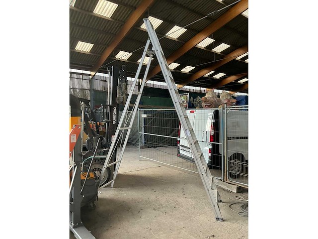 Hercules trapladder - afbeelding 1 van  5