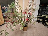Herfstbloemstuk in pot - afbeelding 1 van  2