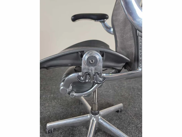Herman miller aeron - bureaustoel (6x) - afbeelding 5 van  13
