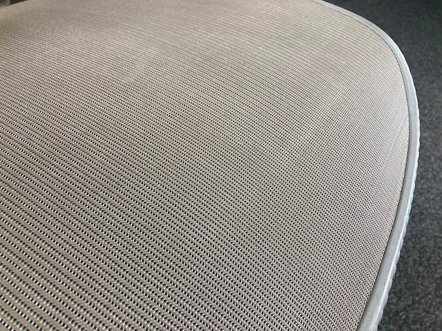Herman miller mirra - bureaustoel (2x) - afbeelding 15 van  22