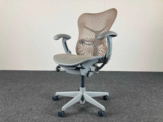 Herman miller mirra - bureaustoel - afbeelding 1 van  22
