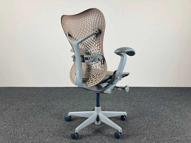 Herman miller mirra - bureaustoel - afbeelding 19 van  22