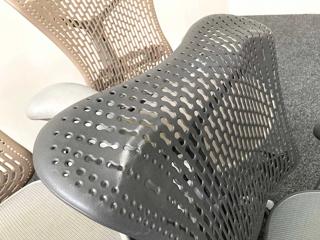 Herman miller mirra 2 - bureaustoel (9x) - afbeelding 7 van  9