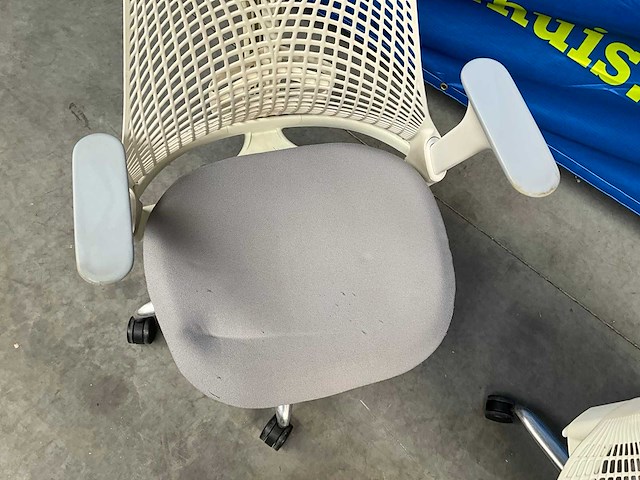 Herman miller sayl design bureaustoel (2x) - afbeelding 11 van  12